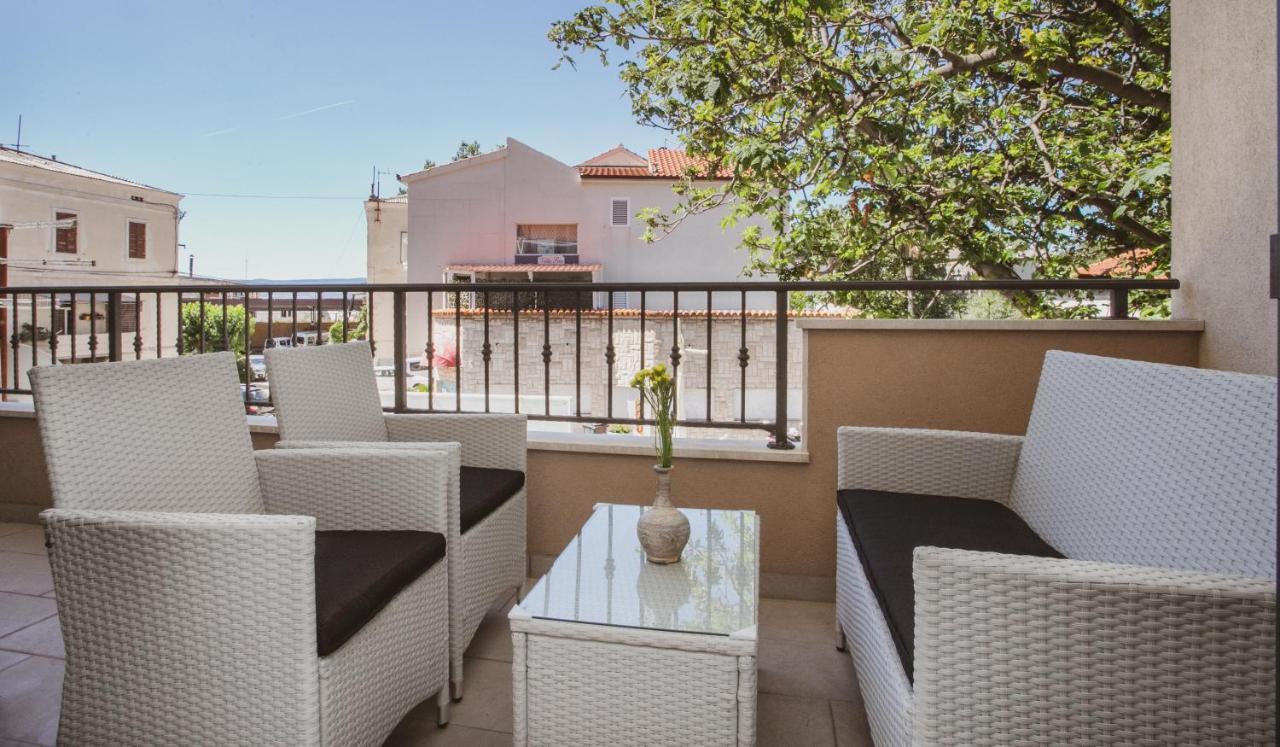 Luxury House Lucija Villa Dugi Rat Exterior photo